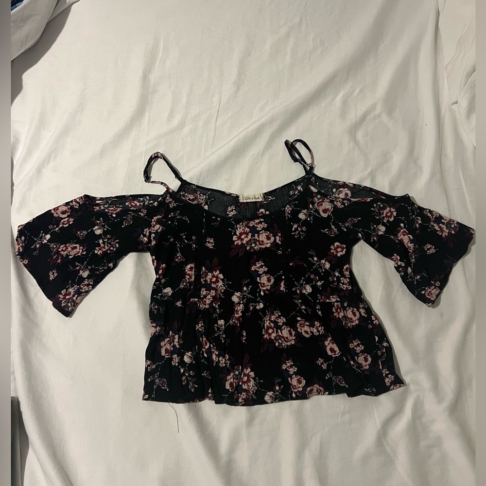 Floral tank with flowy sleeves